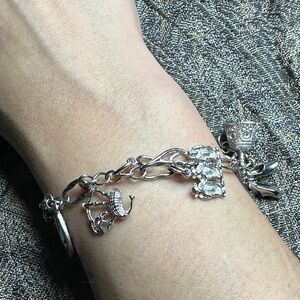 Vintage Sterling Silver Charm Bracelet 8 Charms